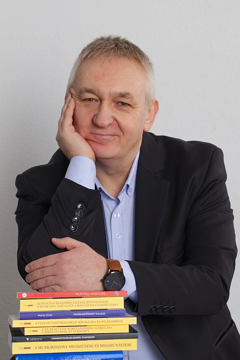 üzleti férfi portré weboldalra
